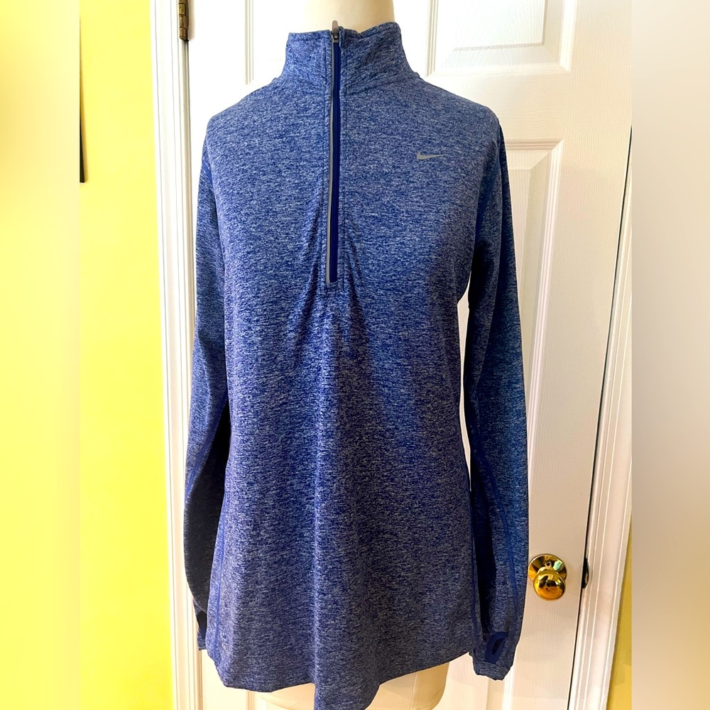 Woman’s Nike Element Running 1/2 Zip Long Sleeve